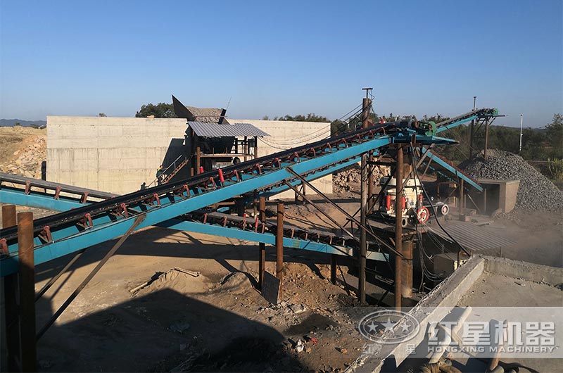 花崗巖制砂生產(chǎn)線現(xiàn)場(chǎng) 花崗巖制砂生產(chǎn)線現(xiàn)場(chǎng)