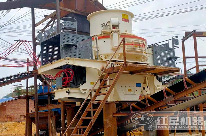 HVI河卵石制砂機(jī)現(xiàn)場(chǎng) HVI河卵石制砂機(jī)現(xiàn)場(chǎng)