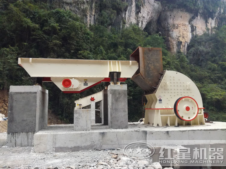 河南信陽(yáng)時(shí)產(chǎn)350噸錘破現(xiàn)場(chǎng)，用戶(hù)拿出廠價(jià)入手這臺(tái)設(shè)備